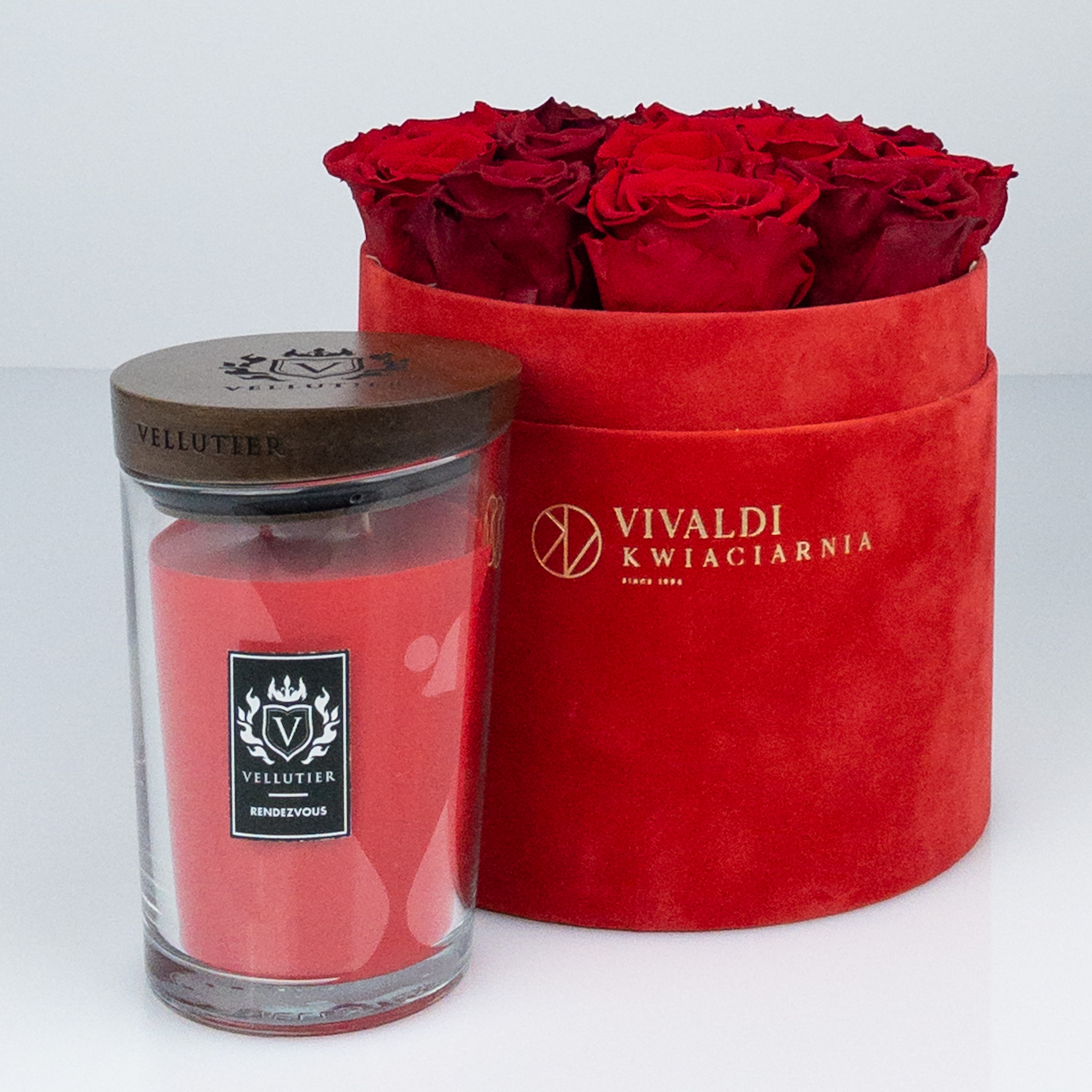 Czerwone wieczne róże plus zapachowa świeca Vellutier